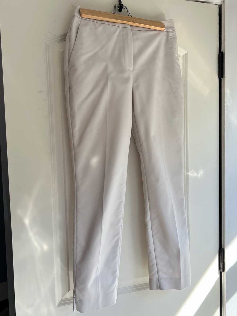 H&M Beige Cropped Dress Pants
